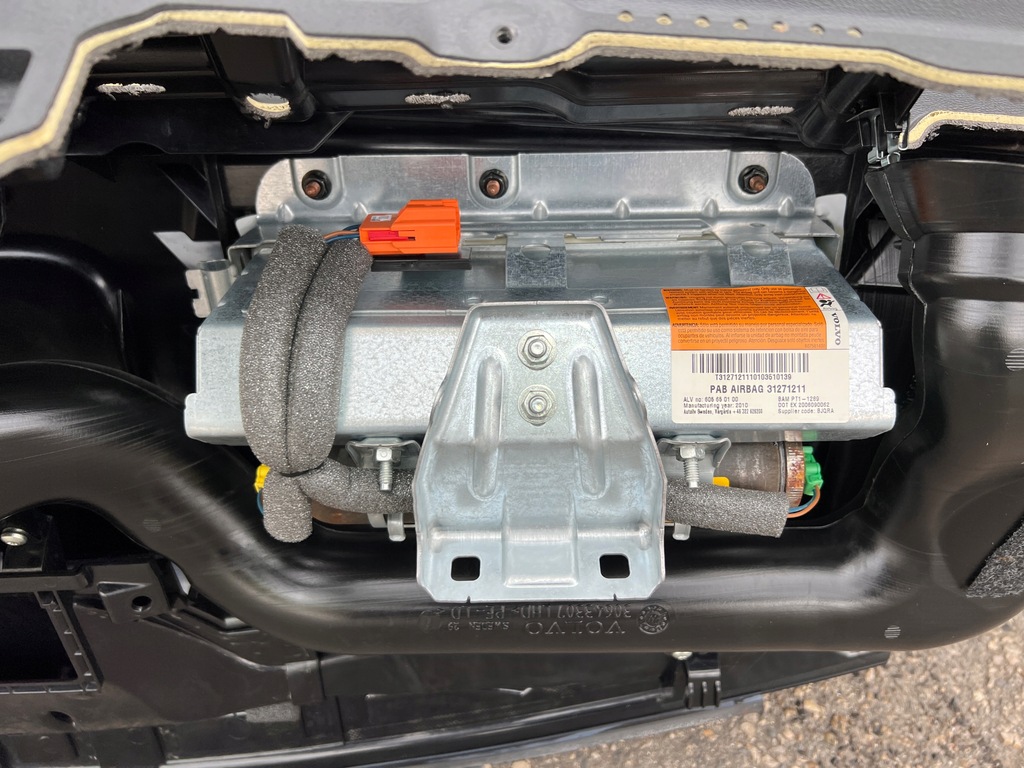 фото №9, Volvo s80 v70 xc70 консоль панель приладів приладова