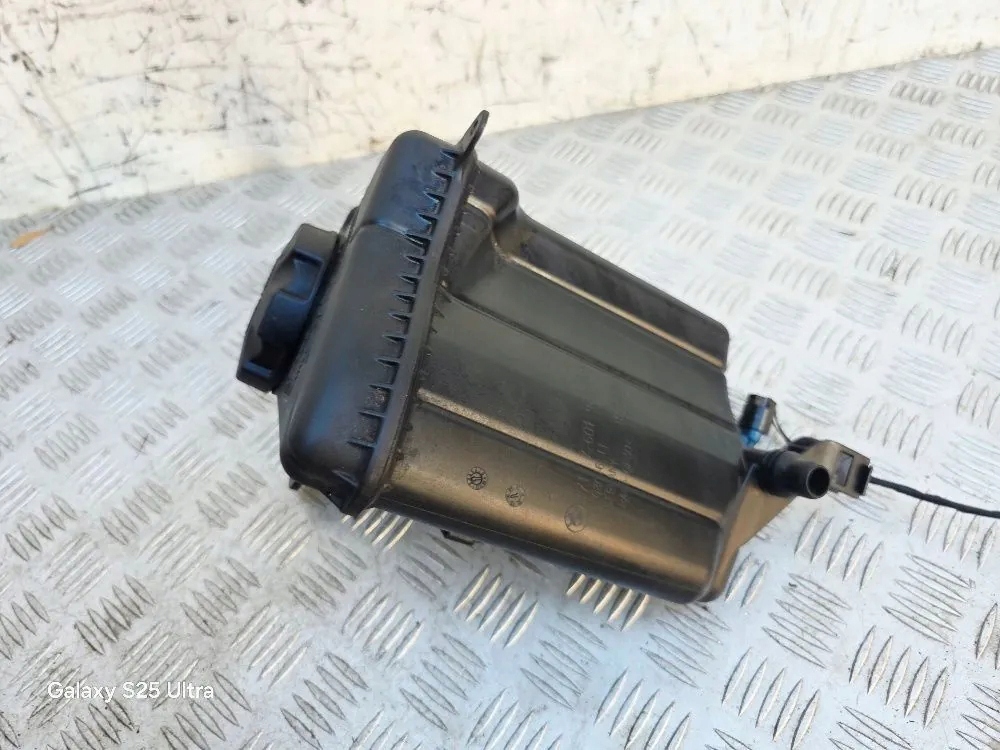 Бачок розширювальний bmw 5 f10 7601949 3.0l дизель 2010 Зі Шроту