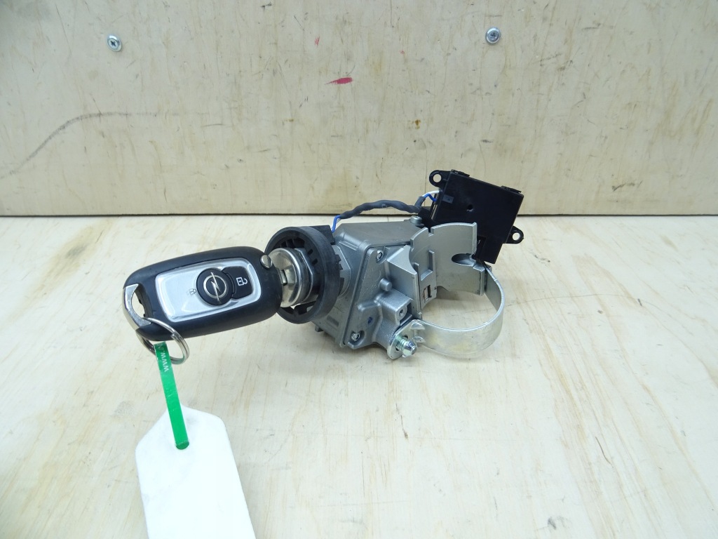 Купити Opel astra k замок запалювання ключ 39079938