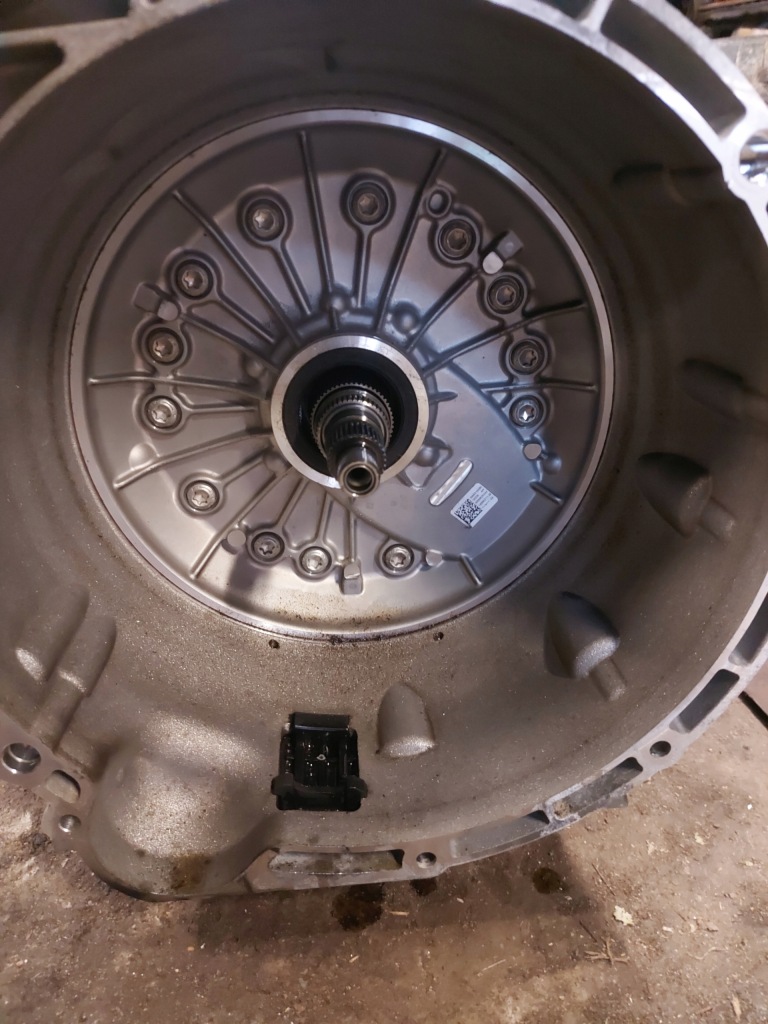 Коробка передач передач автоматическая коробка передач bmw f22 f23 2.0b 8632479 Цена