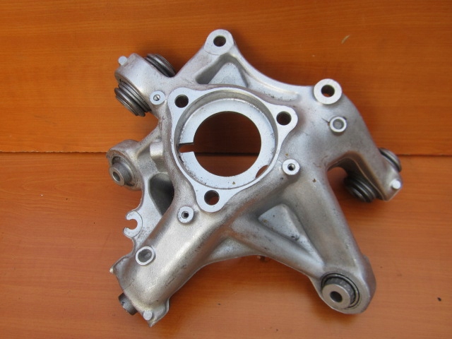 Tesla model 3 iii поворотный кулак задний  задняя правая 1044416-00-g левая 1044411-00-g Недорого