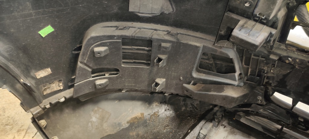 Бампер перед комплектний  audi q3 8u рестайлінг  2016 s-line lx7r в Україні