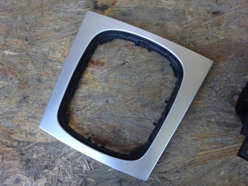 фото №8, Audi a3 8p 8p4 5d sportback накладки декори двері рамка dsg s-line