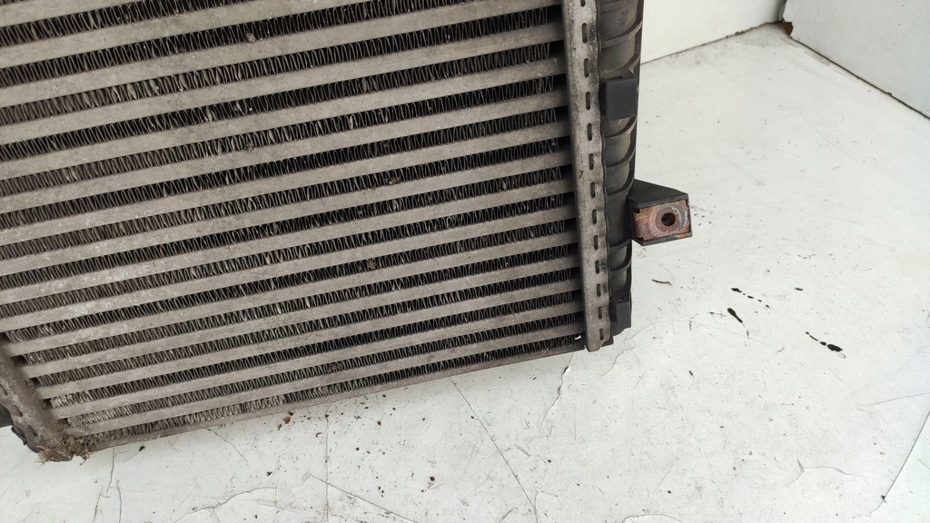 фото №7, Vw touareg 7l 2.5 tdi интеркулер радиатор