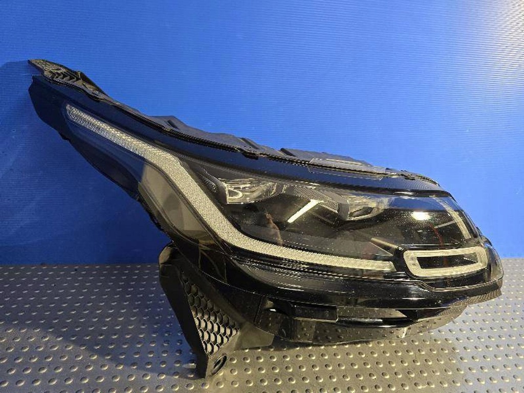 фото №6, Land rover range rover velar l560 j8a2-13w029-le лампа передняя перед правая