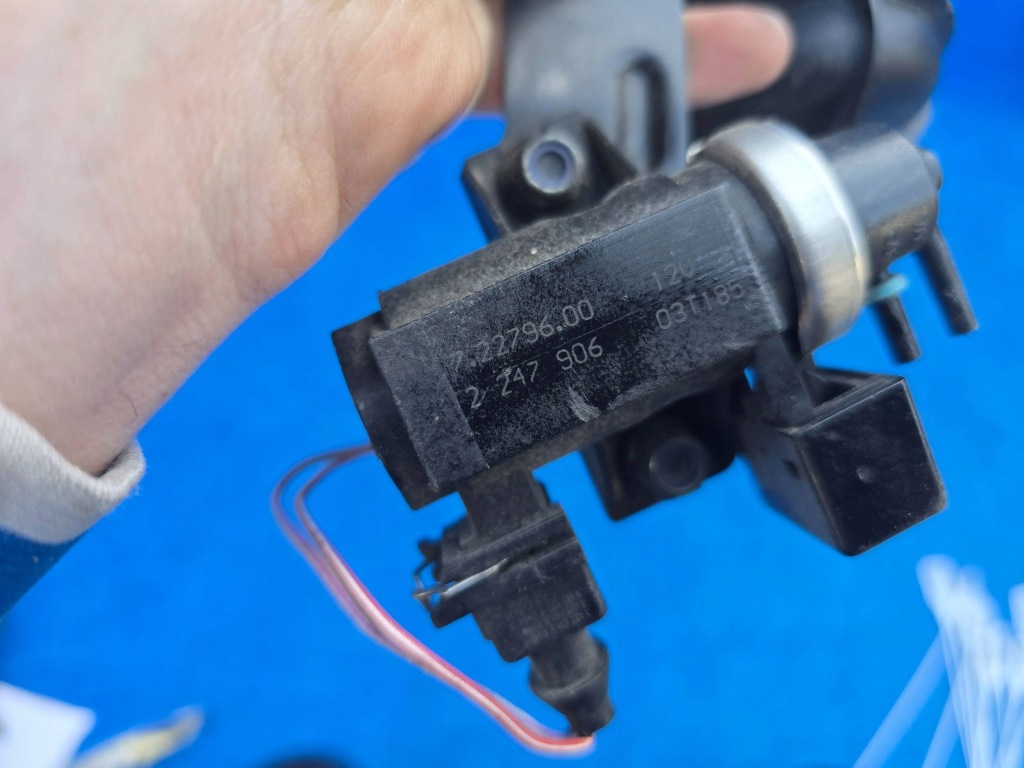 Насос бак bmw 5 e60 e61 6758748 2247629 2247906 с Разборки