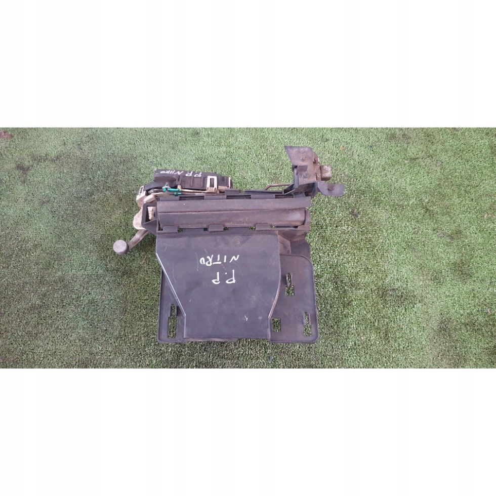 фото №1, Dodge nitro замок дверь передних правый перед p04589466ad