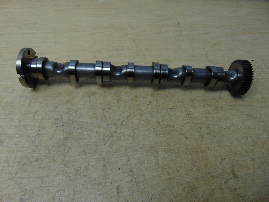 фото №6, Вал розподільного валу всмоктуючий правий audi a6 c6 2.7 tdi