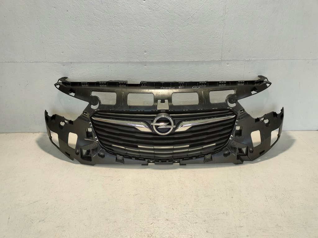 фото №1, Решітка радіатора решітка радіатора opel combo e life 9816859580