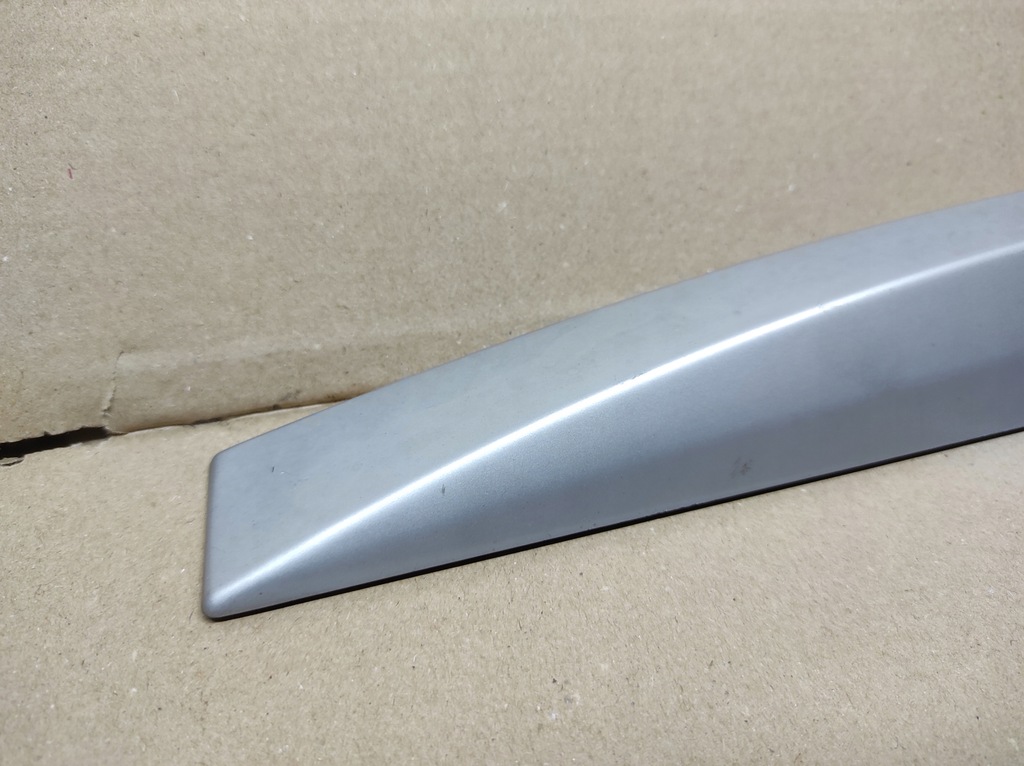 фото №4, Заглушка накладка рейлінг права задня renault laguna iii kombi