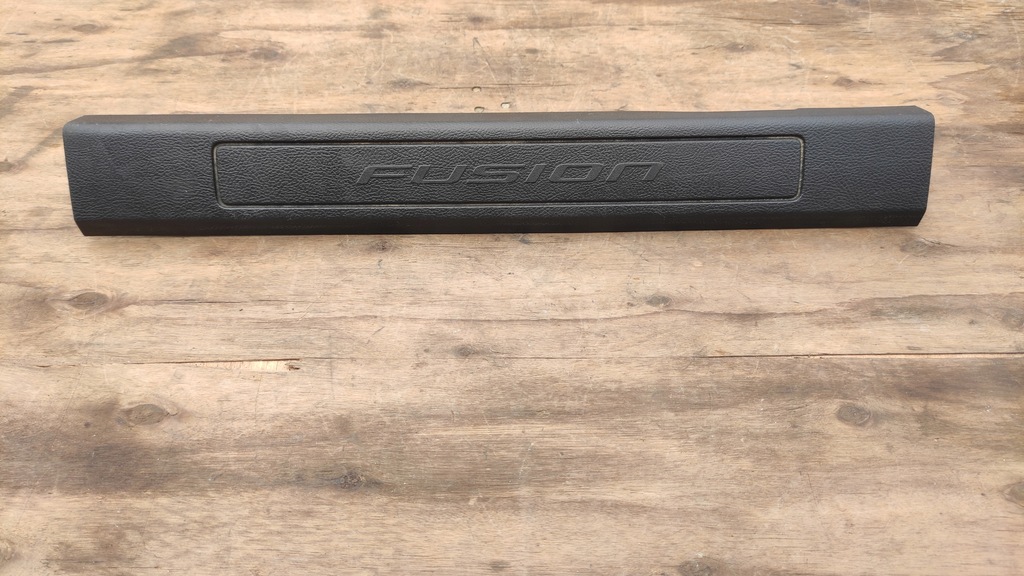 фото №1, Fusion емблема поріг пластик лівий ds73 f13201 a