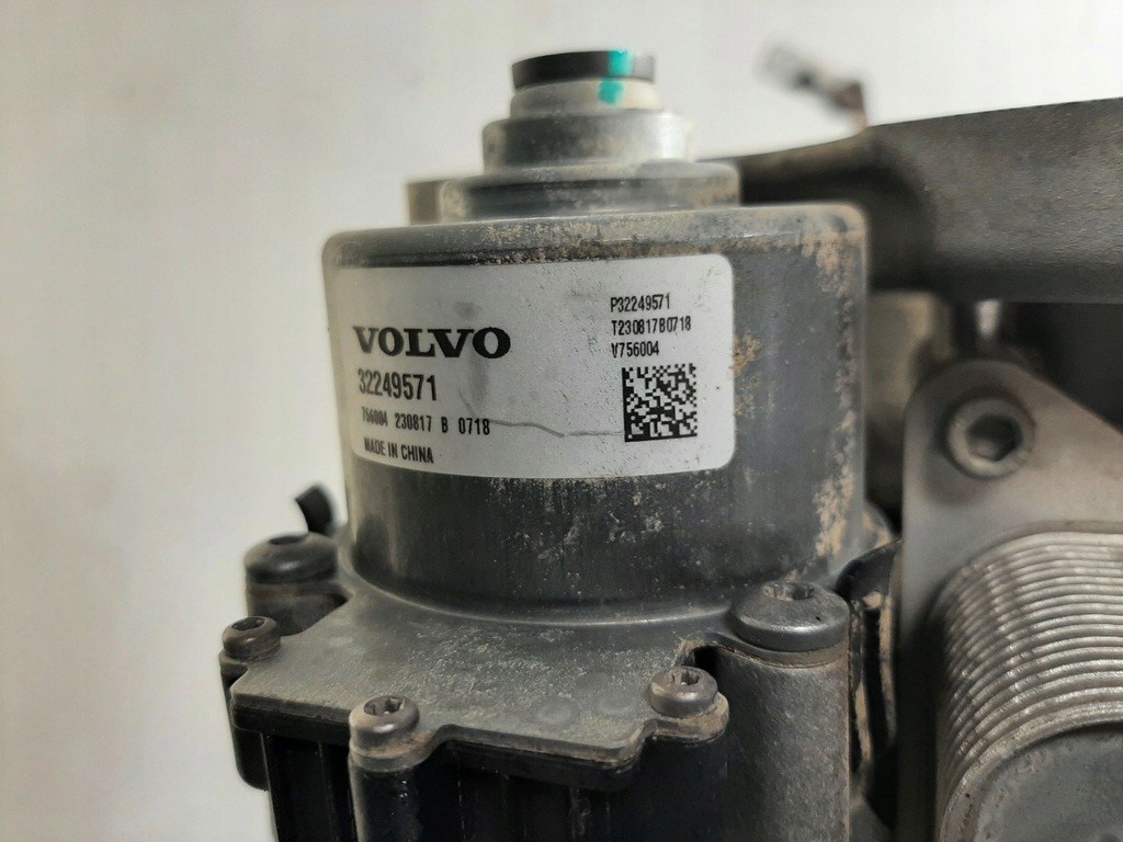 фото №10, Volvo xc40 2024 полный коробка передач