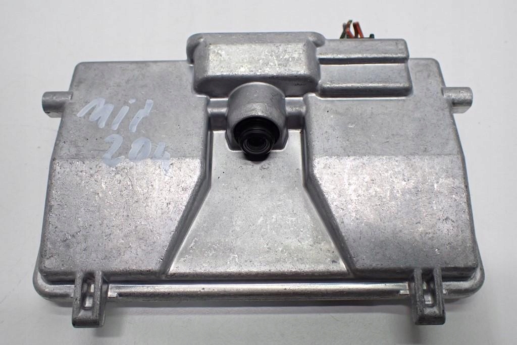 фото №1, Камера ассистент поперечина 3q0980654p mii electric 20r