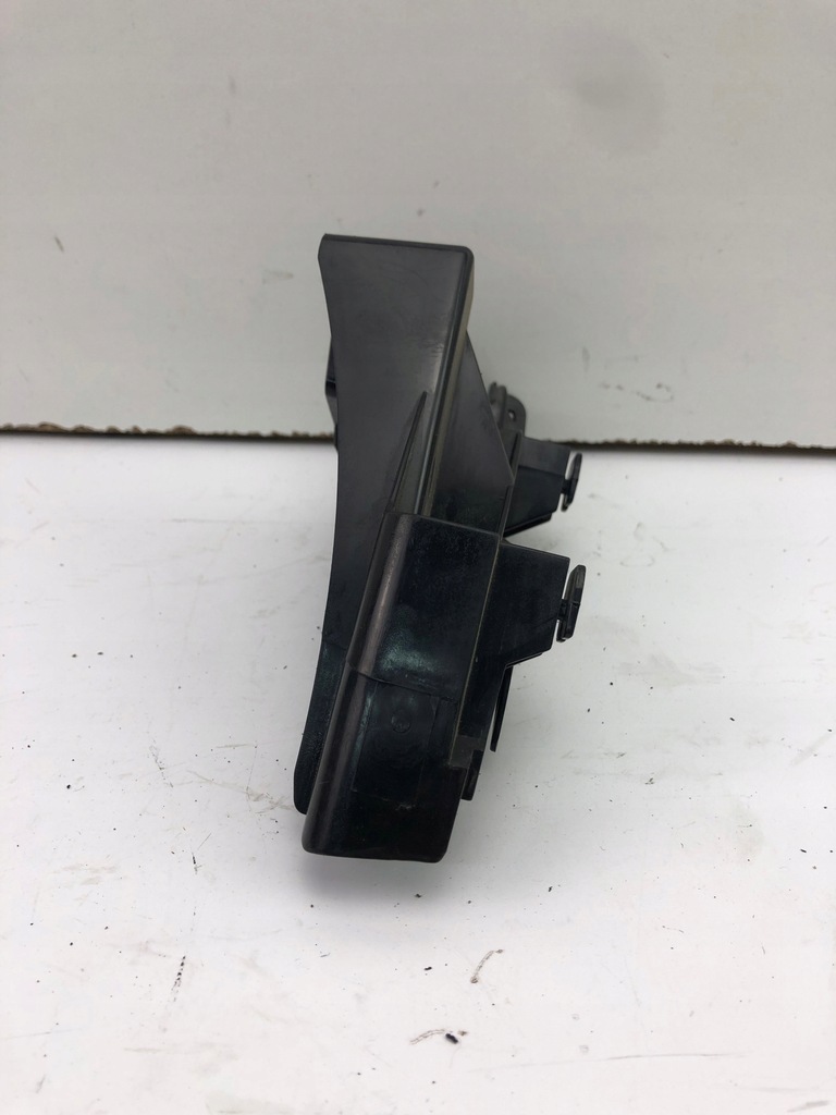 фото №1, Lexus nx направляющая бампера правый задняя 52562-78010