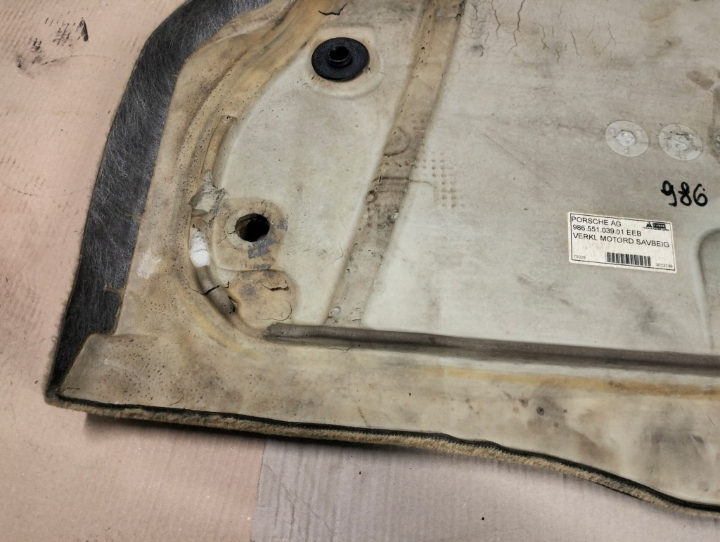 Обшивка багажника boxster porsche 986 98655103901 Оригинал