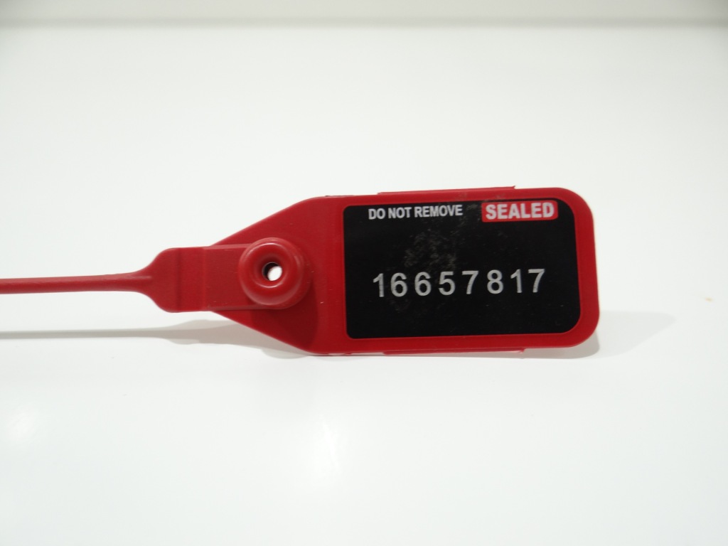 Направляющая кронштейн лампы правый перед bmw f07 7200777 Недорого