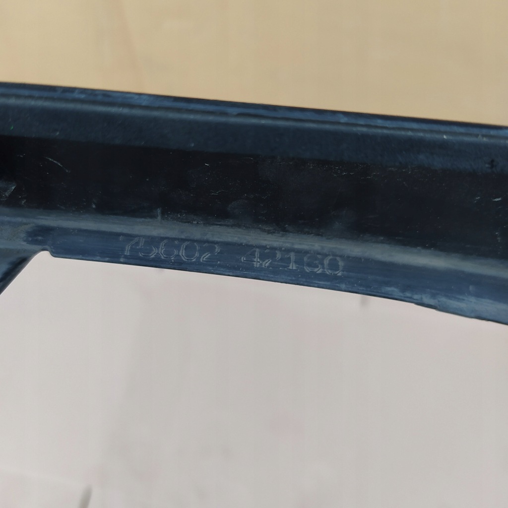 фото №8, Молдинг крила лівий перед toyota rav4 v 19-