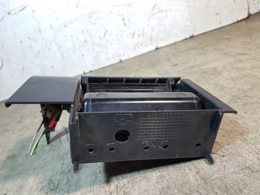 фото №3, Попільничка прикурювач citroen berlingo i