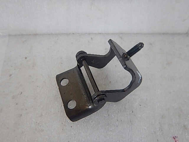 фото №1, Citroen c4 петля кришки 871591