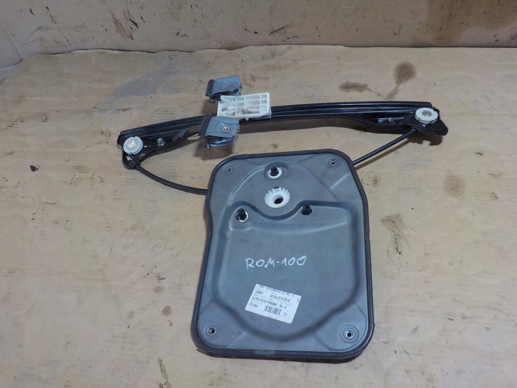 фото №1, Roomster механизм стекло левый перед 5j7837401r