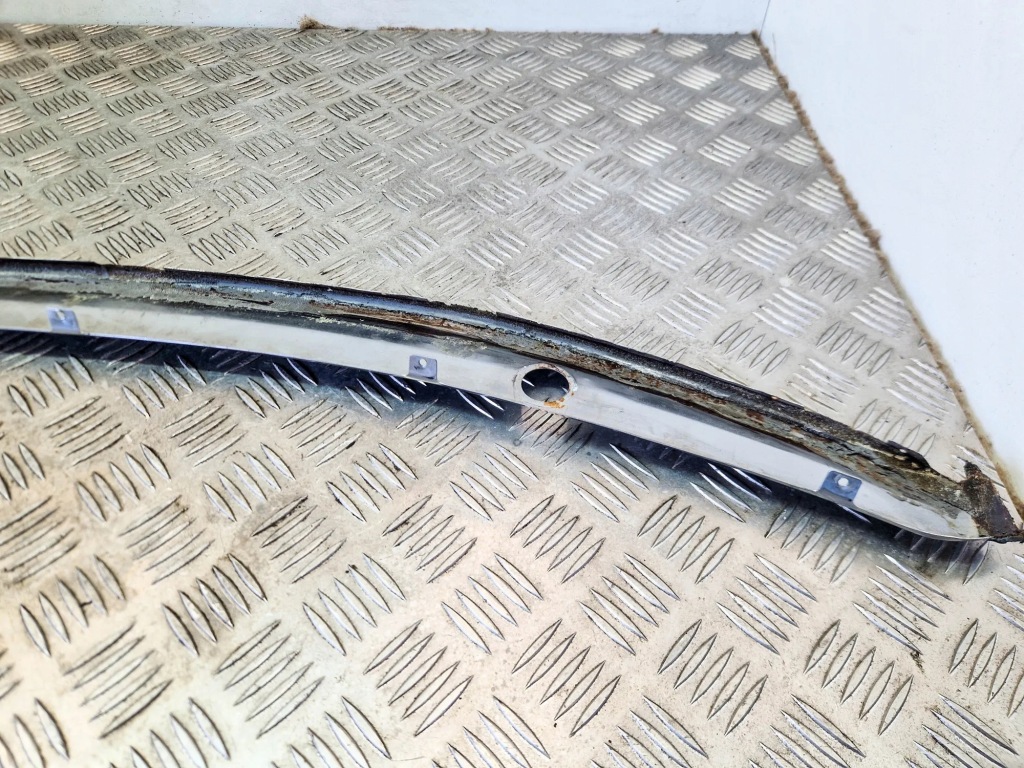 Купити Захист передньої скло mercedes-benz sl r107 1076880340 30986600 3.8l