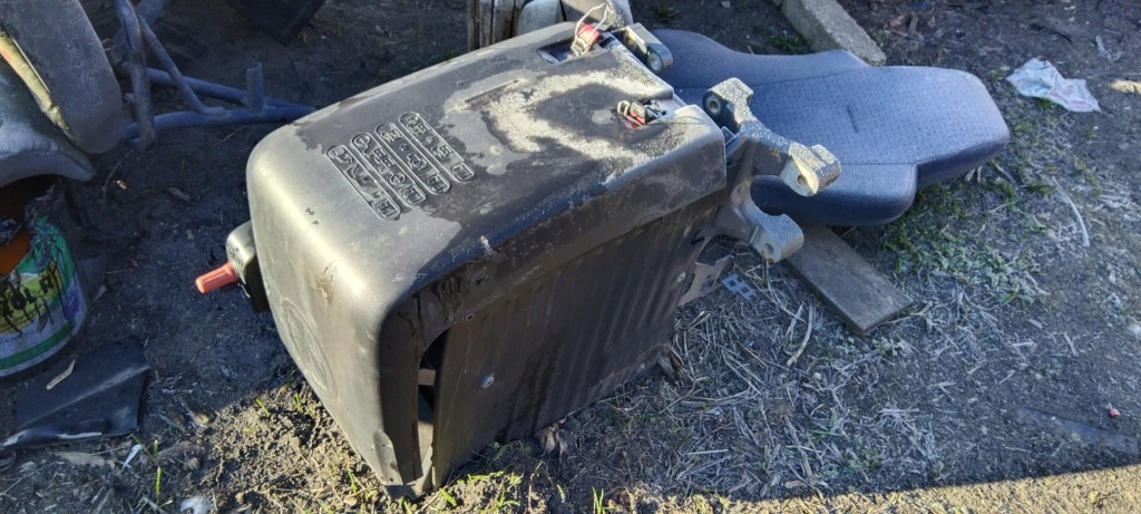 фото №1, Коробка na аккумуляторы daf 106 lift