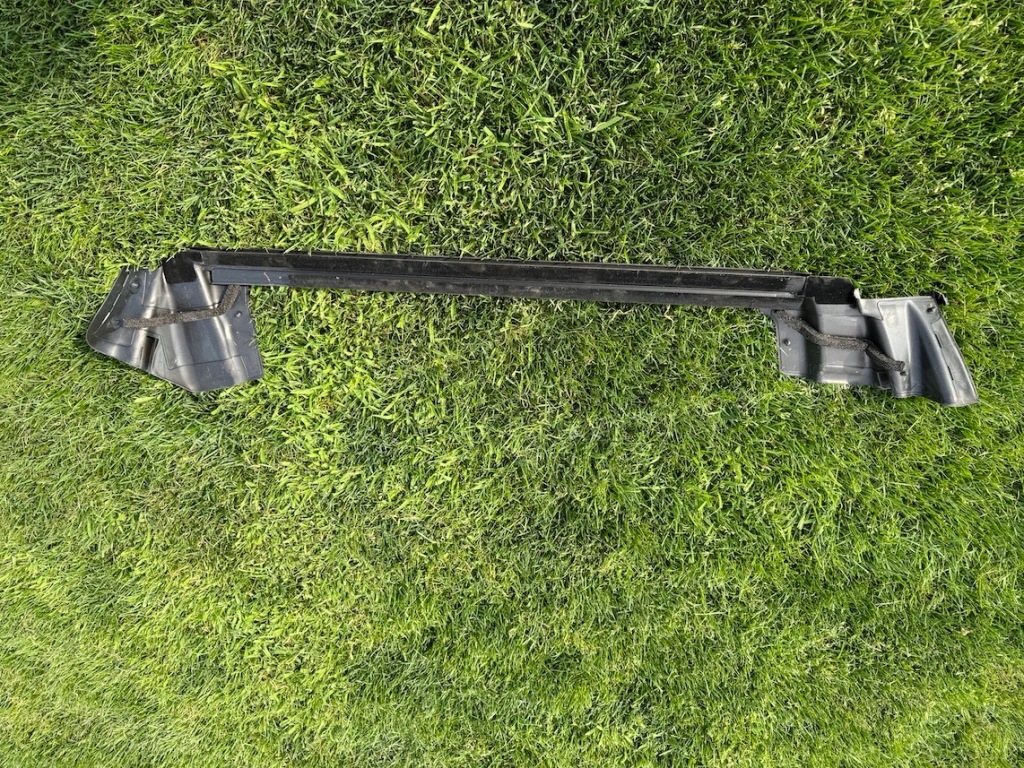 фото №1, Tesla model 3 m3 iii прокладка дверь 1090495-00-f оригинал