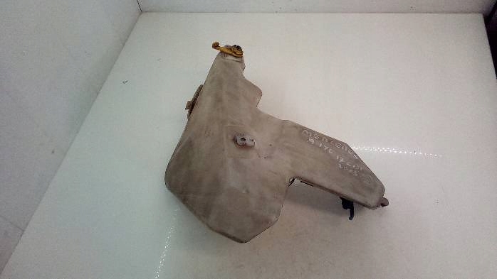 Zbiorniczekpłynudospryskiwaczy w168a170 1688690220 Недорого