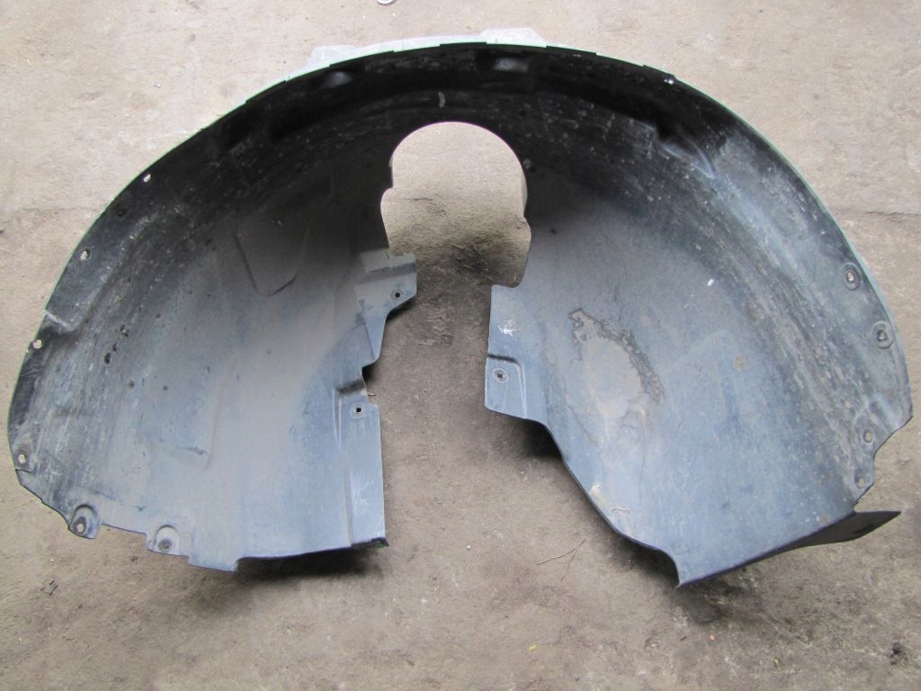 фото №1, Volvo xc40 - передні підкрилок праве перед