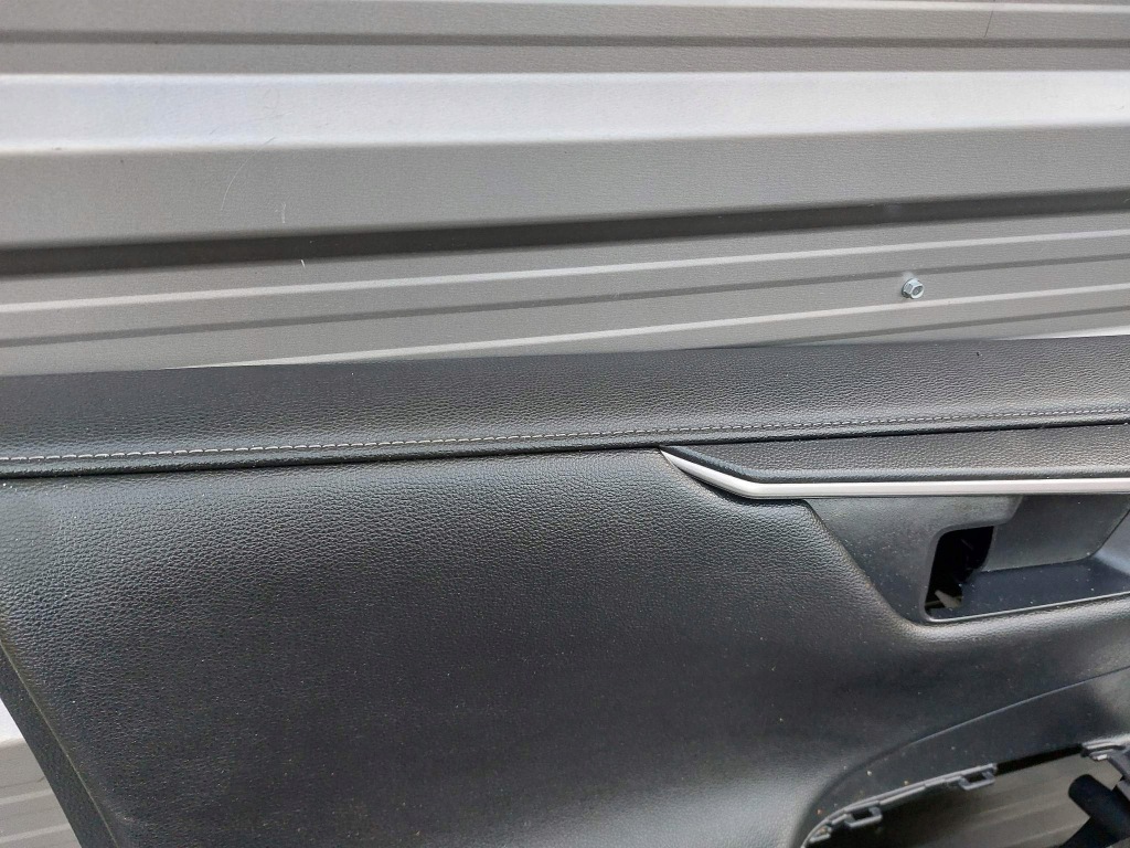 фото №7, Toyota rav4 v оббивка двері перед ліва права