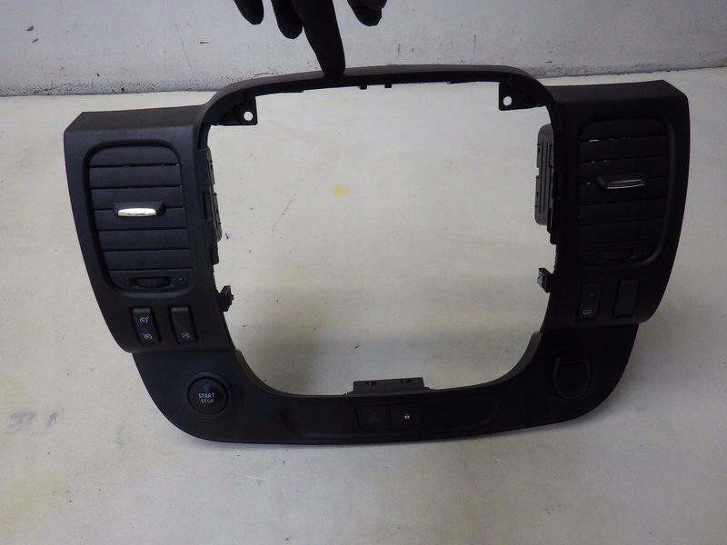 фото №2, Рамка защита радио решётки воздуховод trafic vivaro iii