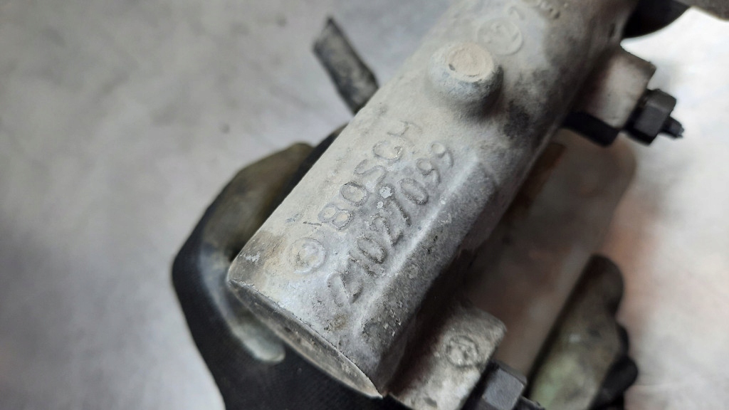 фото №5, Насос тормозная 21027099 vw bora 1.9 tdi 98r