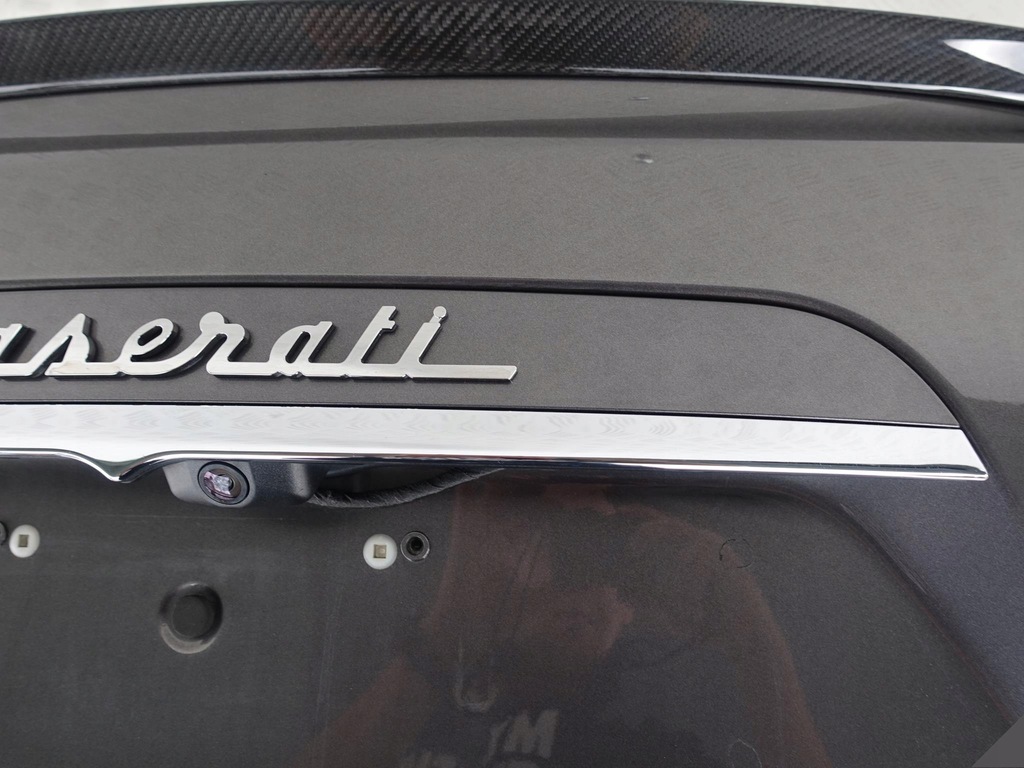 фото №13, Maserati ghibli карбон спойлер камера крышка багажника задняя kpl.