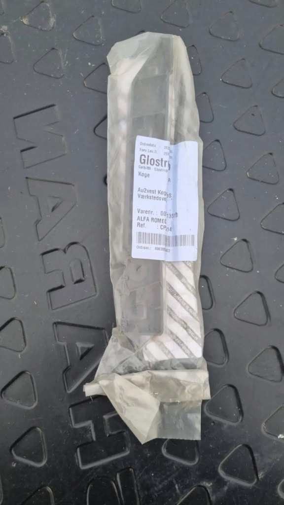 фото №3, Направляющая бампера передний pr alfa romeo giulietta