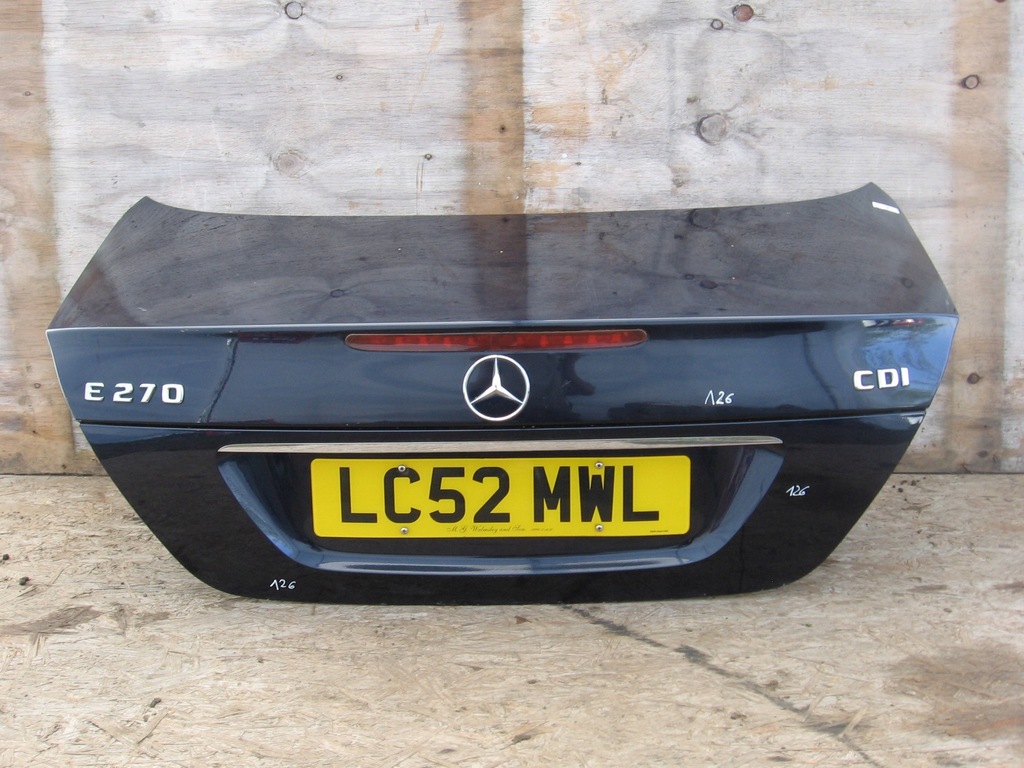 фото №1, Кришка багажника задня mercedes e klasa w211 359