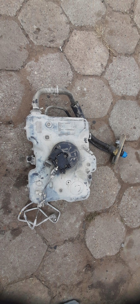 фото №8, Бак помпа adblue master iii 172a22038r 208993933r