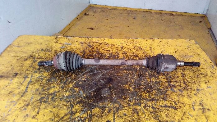 Приводной вал правый задний  3d land rover freelander 2,0 d Доставка