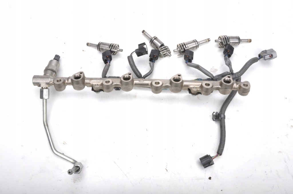 Купить Lexus is 3 2.5 молдинг впрыскная инжектор 82125-30560a