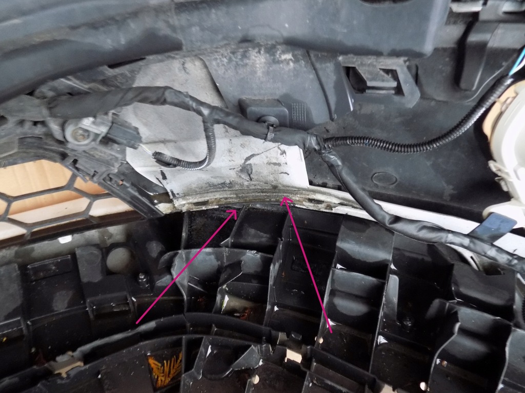 фото №12, Volvo v40 cross country бампер передній pdc