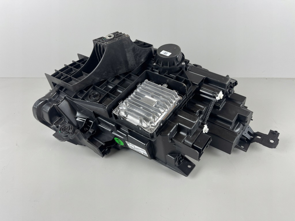 Smart cyber sparks фара левая full led комплектная 8893649865 Недорого