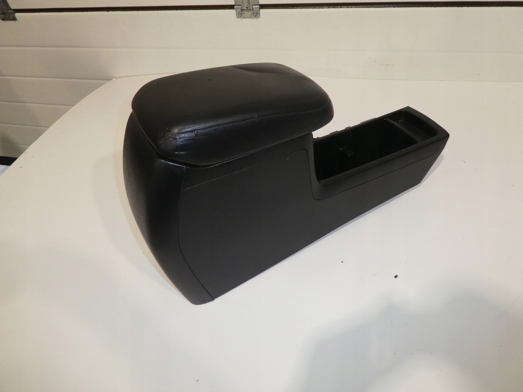 фото №7, Subaru forester iii тунель підлокітник