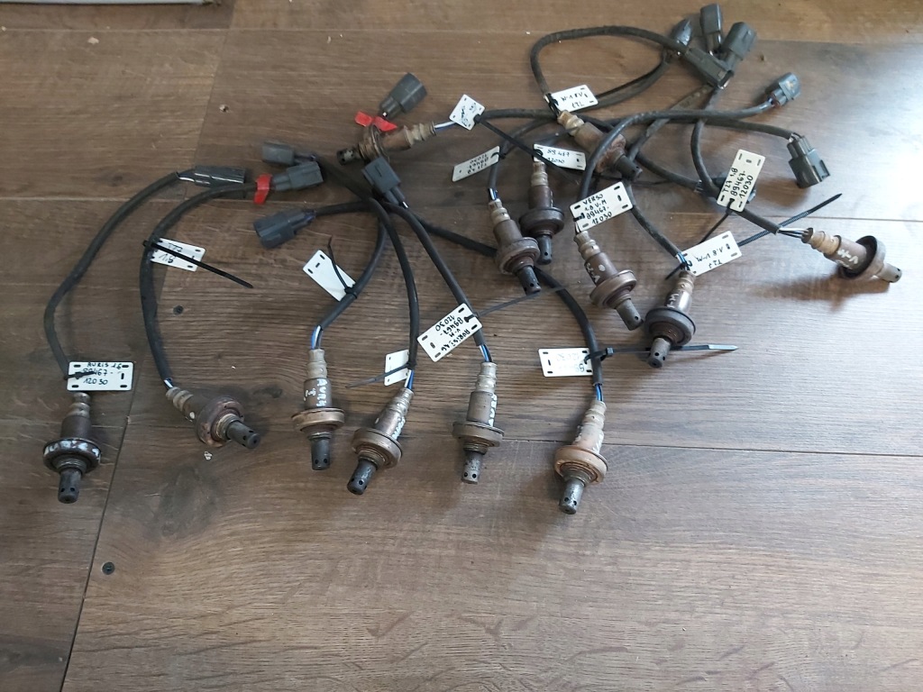 фото №1, Toyota avensis t27 verso auris rav4 1,6 1,8 2,0 датчик лямбда-зонд 89467-12030