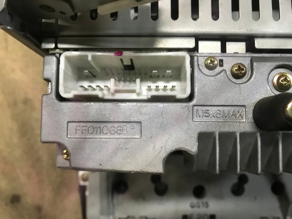 фото №3, Панель керування mazda 6 ff011068