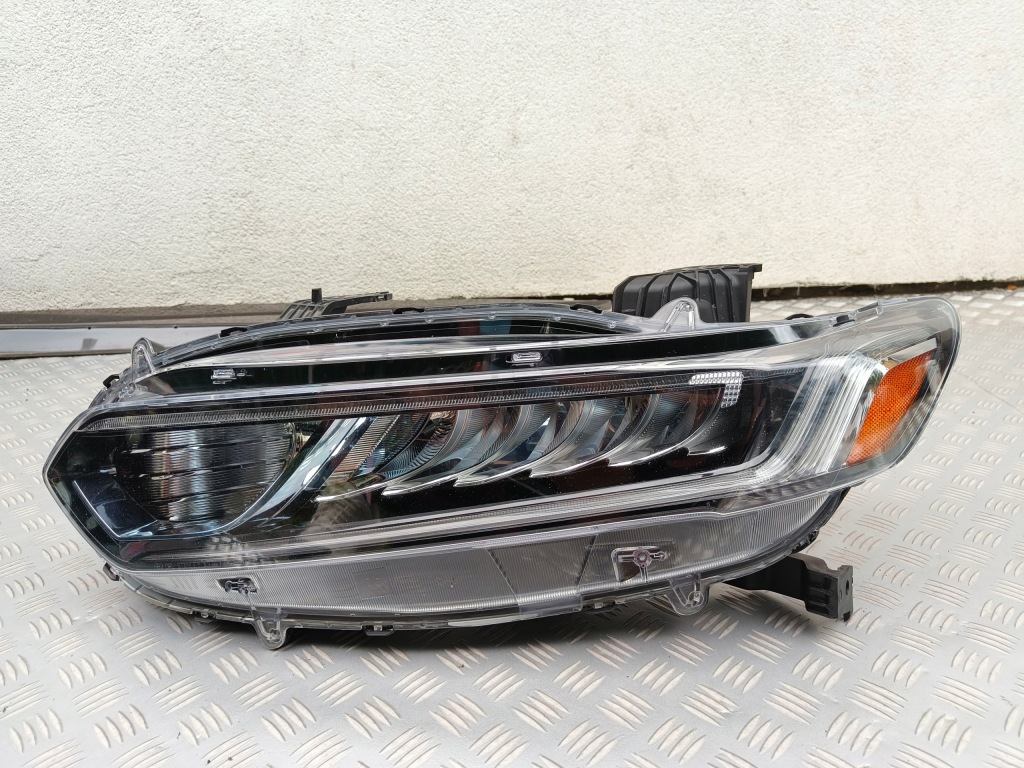 Купить Honda accord hybrid 2018 2019- фара фара перед led левая америка