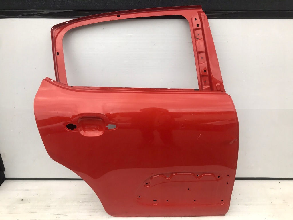 фото №1, Citroen c3 iii дверь правое задняя обшивка 2016-