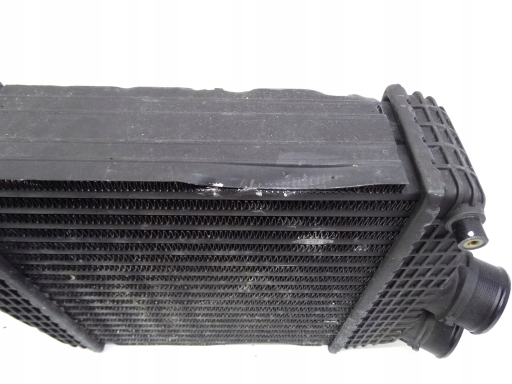 Купить Maserati ghibli levante quattroporte 3.0 интеркулер левый 670035636