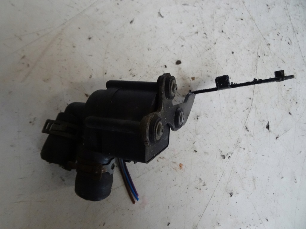 фото №1, Помпа wody audi a3 5n0121093a