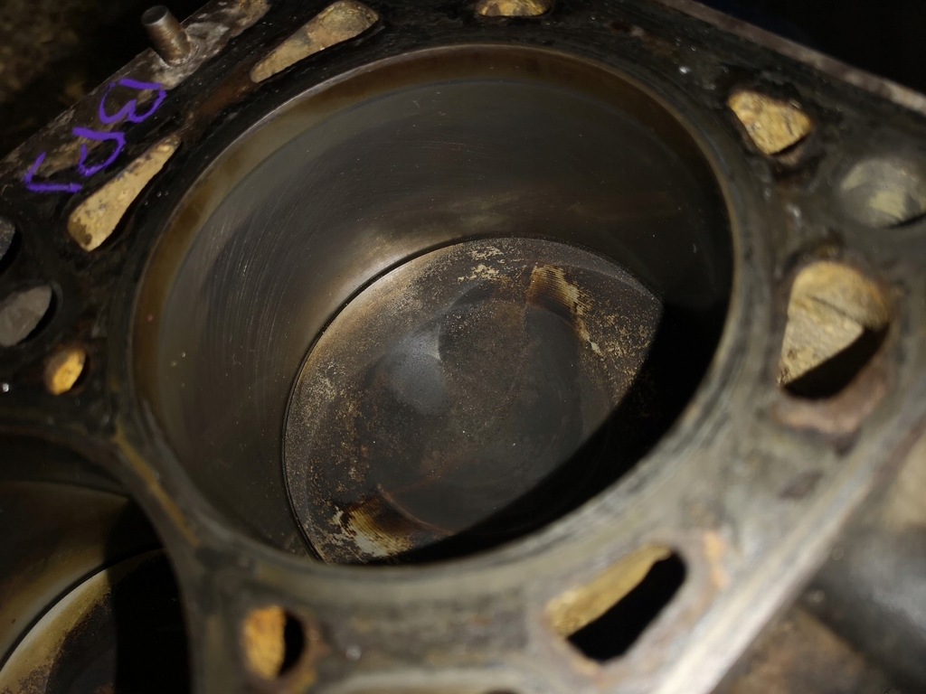 фото №9, Audi a6 c6 a4 b7 2.0 tfsi двигатель блок поршни wał шатун bpj