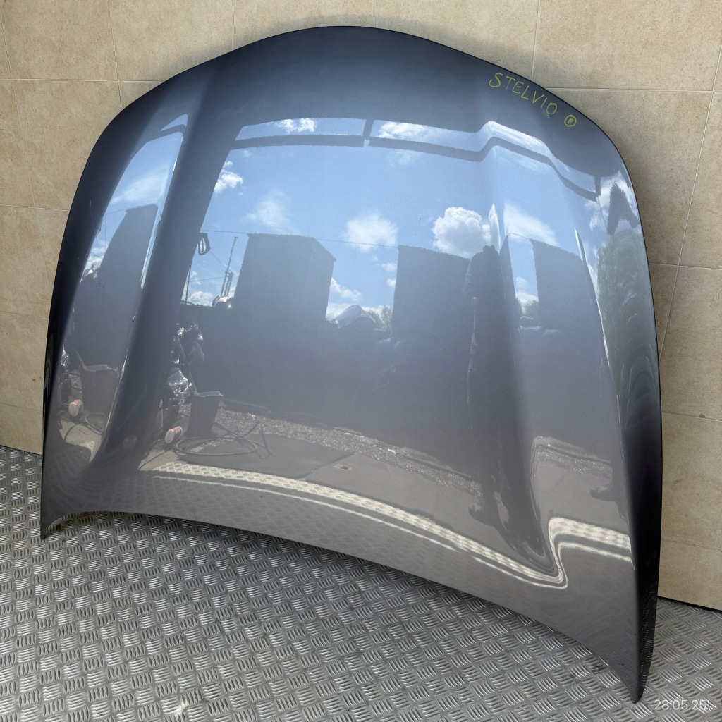 Капот передня комплектна alfa romeo stelvio 2018 rok Оригінал