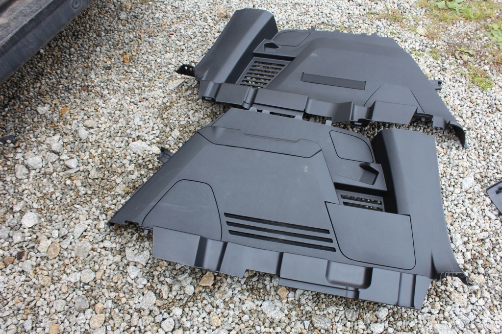 фото №1, Peugeot 5008 ii gt обшивка багажника правий lub лівий оригінал